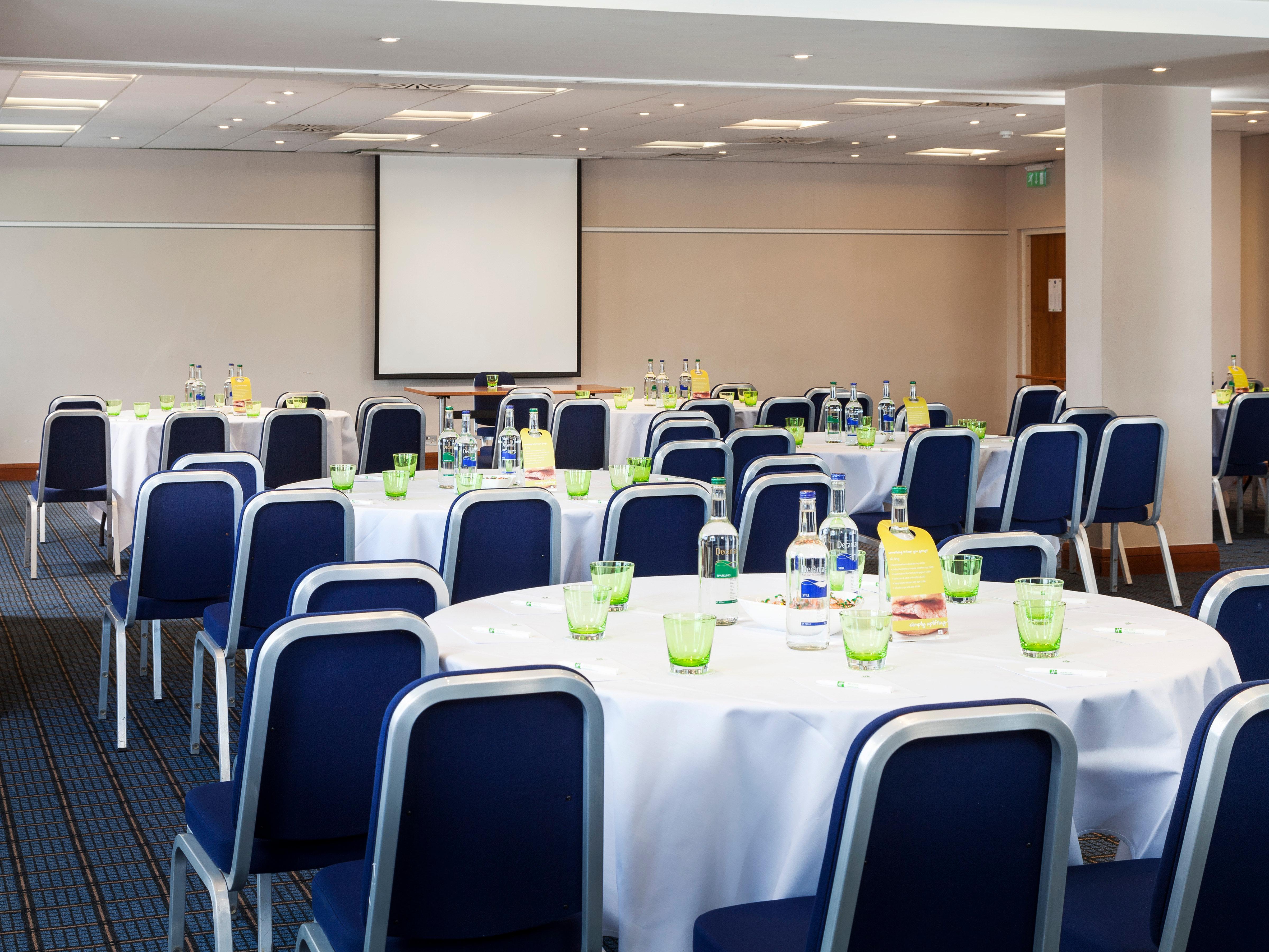 Holiday Inn Cardiff City By Ihg Exterior foto
