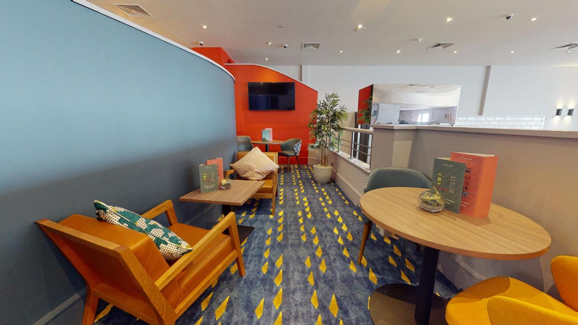 Holiday Inn Cardiff City By Ihg Exterior foto